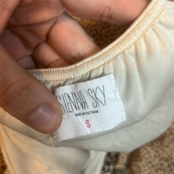 Sienna Sky Lined Animal Print Slit Maxi Dress Size Small - Picture 6 of 7